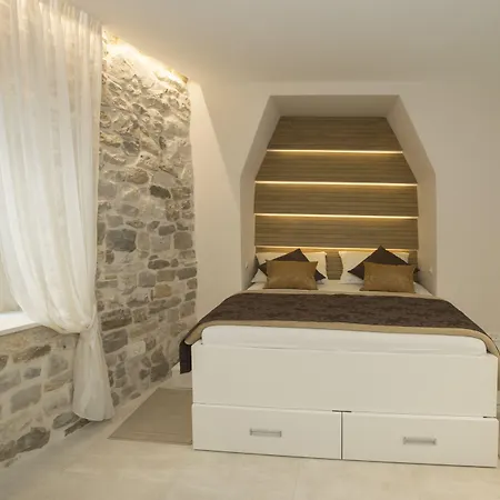 Situs דירה ספליט