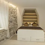 Situs Daire Split